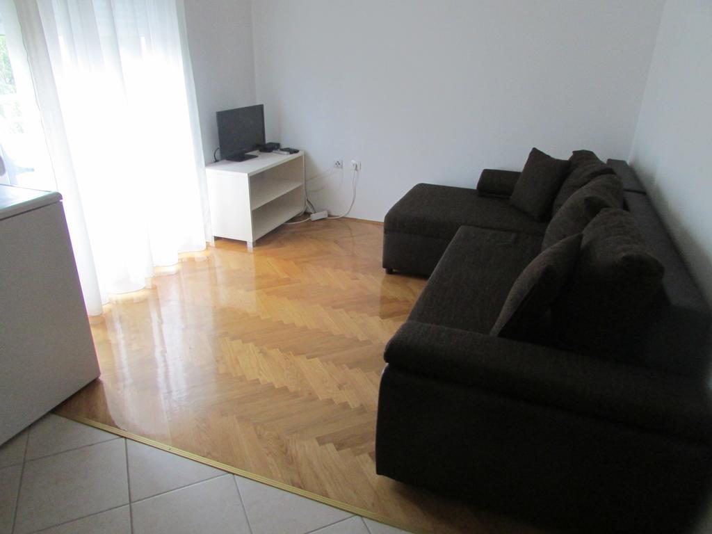 Apartmani I Sobe Grga 스타리그라드 파클레니차 객실 사진